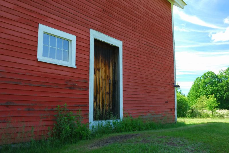 Wood Barn Siding Installation in Ashland City, TN